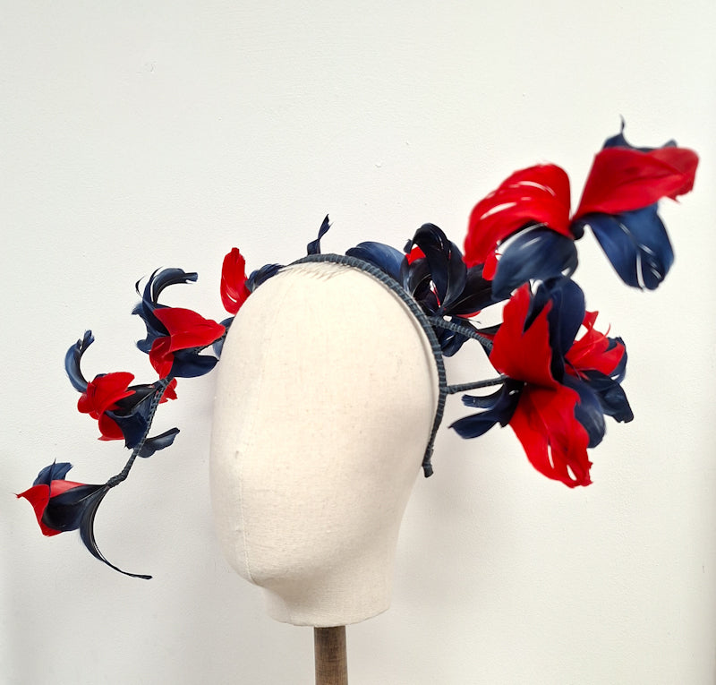 Red & Navy 3D Feathered Headpiece – Statement Race Day Headwear